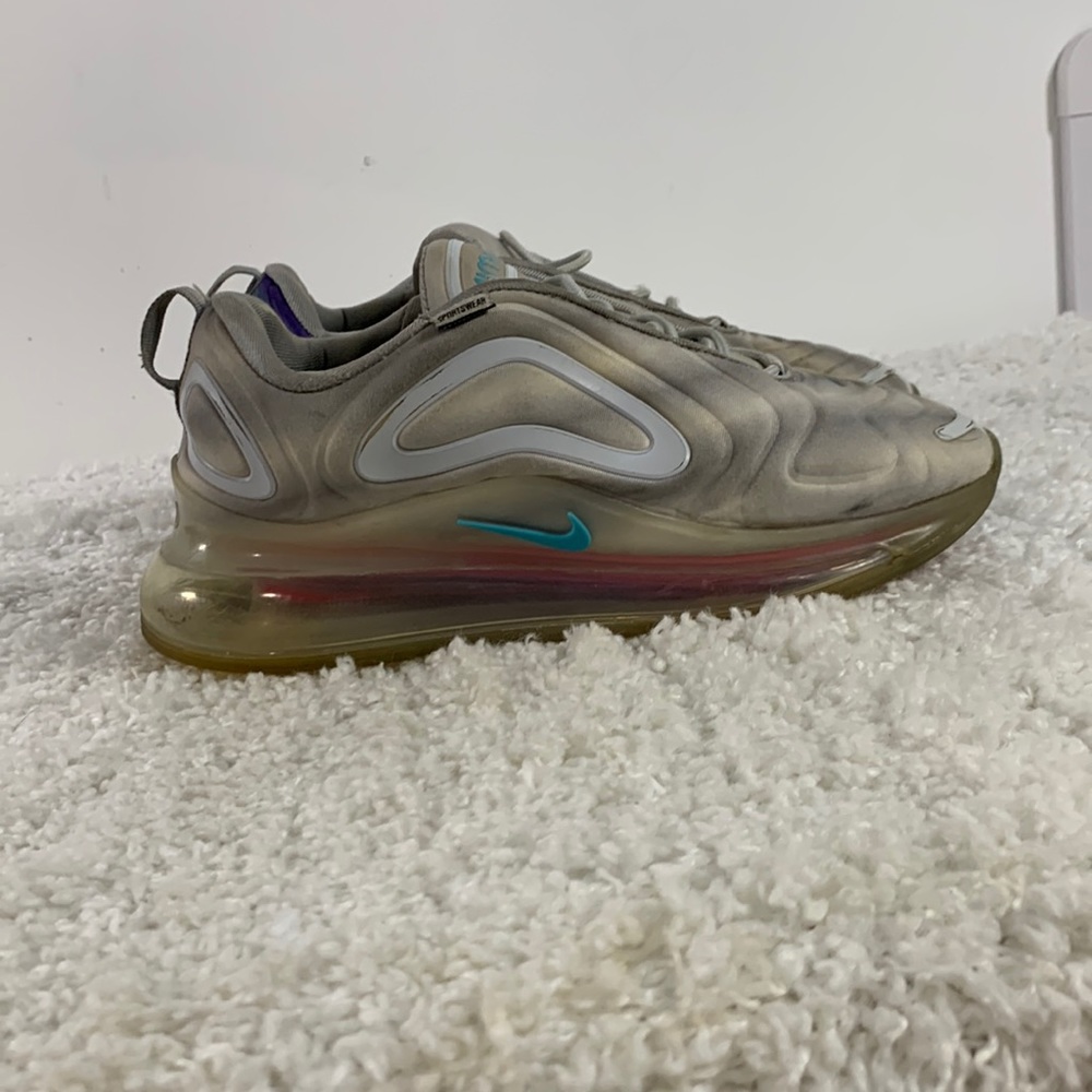 Size 8 Nike air max